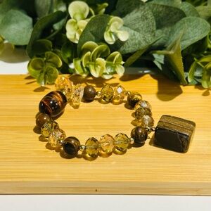 Tiger's Eye and Gold Beaded Bracelet